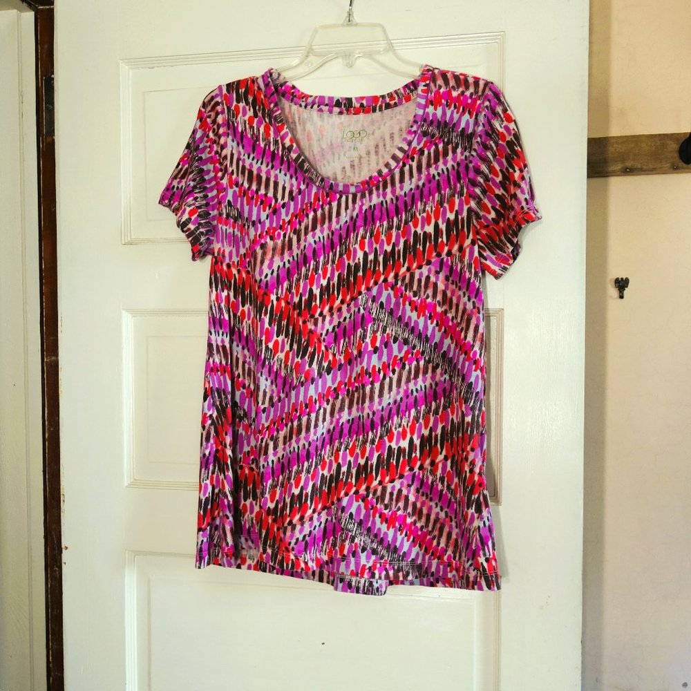 LOGO by Lori Goldstein Short Sleeve Pink Print Top with Tie Back Size M